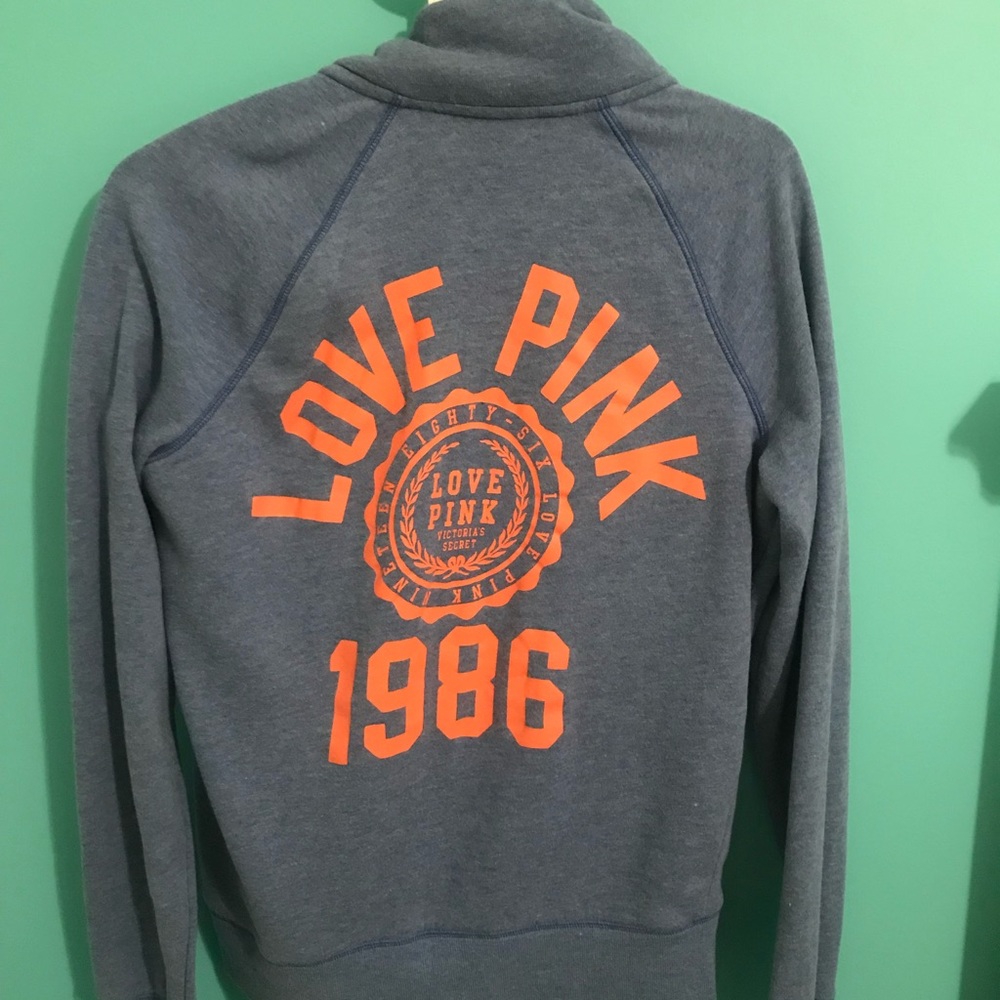 VS PINK ZIP UP